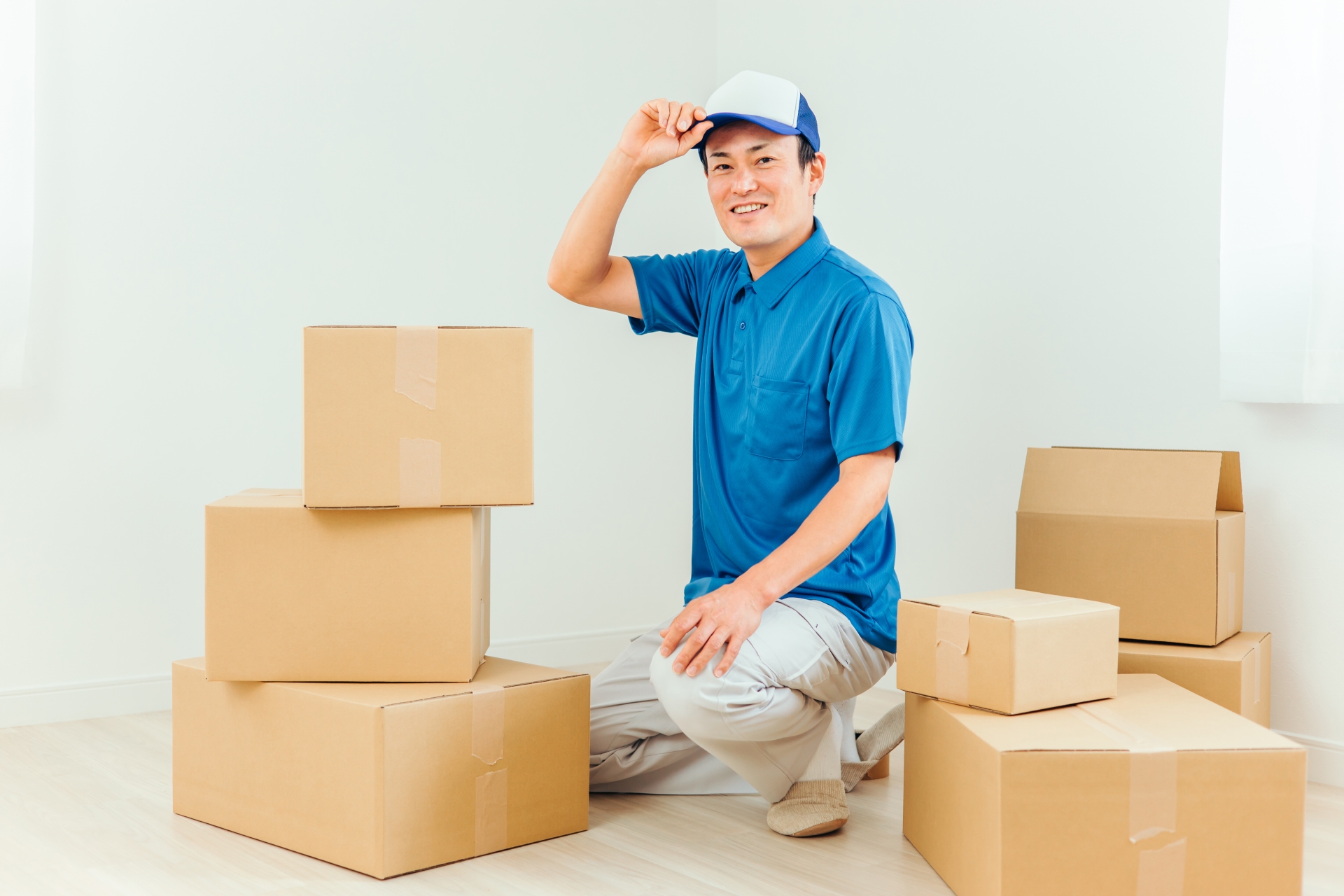 引越し作業する人