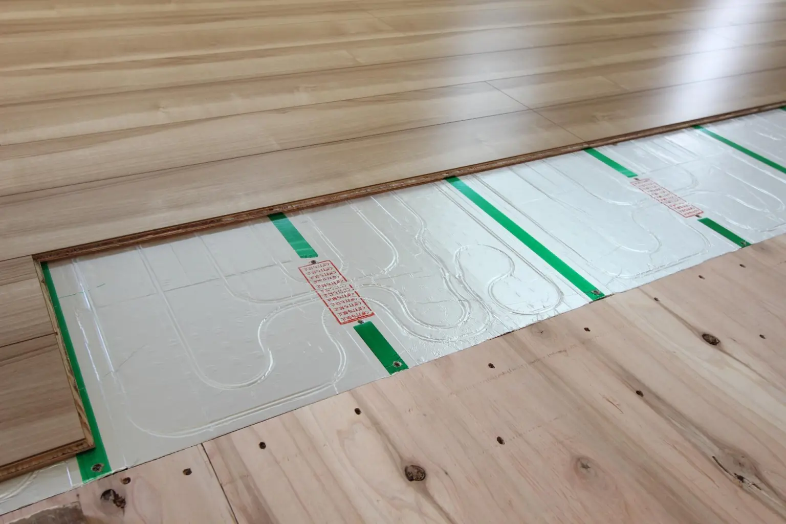 床暖房でゴキブリは出やすい？3つの発生原因と4つの対策を解説