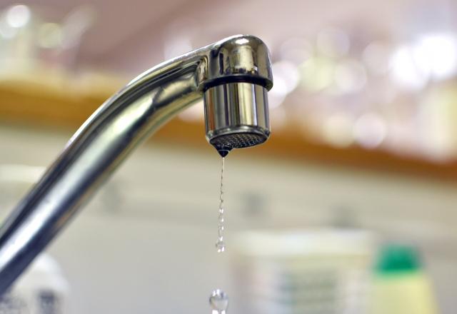 給湯器のお湯が出ない|水は出るときの原因と対処法を状況別に解説
