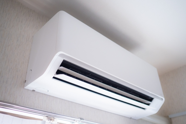 エアコン掃除の頻度はどれくらい？掃除を減らすコツやクリーニングのサイン、判断基準を解説