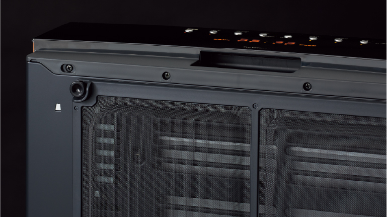 インテリア性を重視 スリムなバックビュー