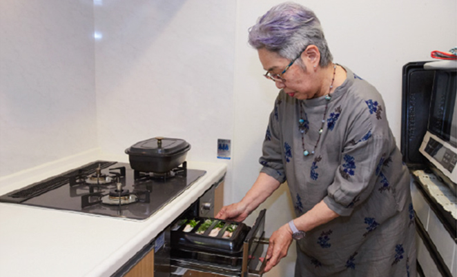 ガスコンロ付属の調理容器の使い勝手のよさに驚き