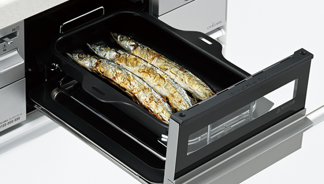 魚・トースト・あたためと、おまかせでおいしく仕上がるオート調理機能も充実