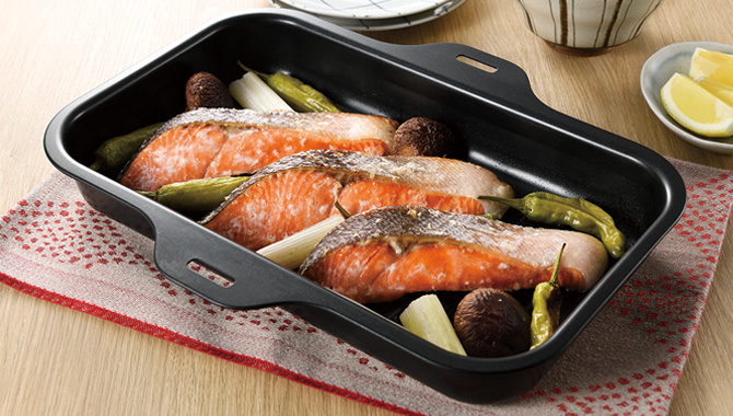 波型グリル用プレート料理