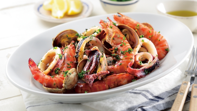 グリル用調理容器で多彩なお料理が楽しめます。