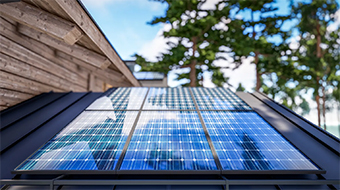 太陽光発電のメリット・デメリットは？やめた方がいいと言われる理由についても解説