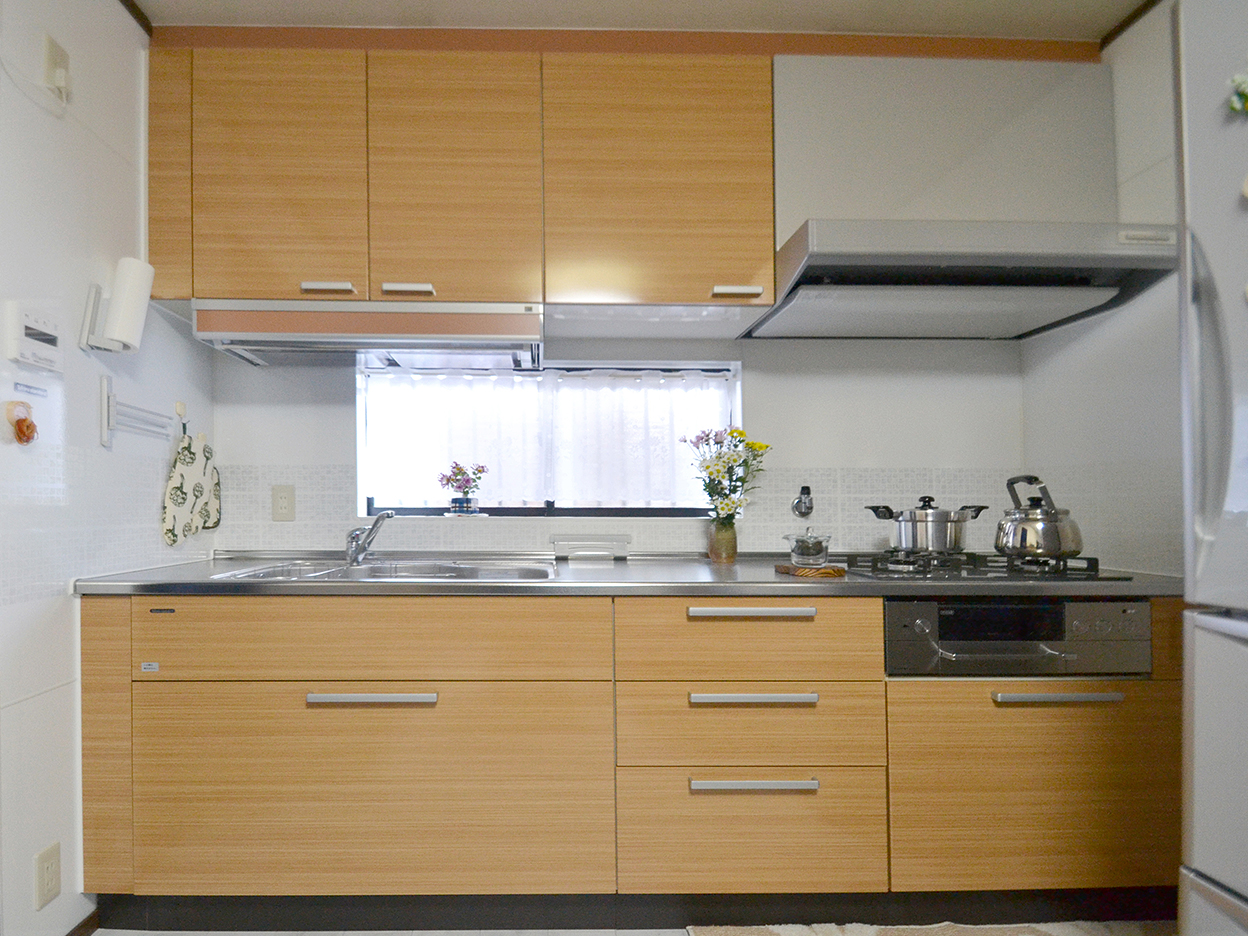 広いスペースと床暖房で、お料理がさらに楽しく快適に！