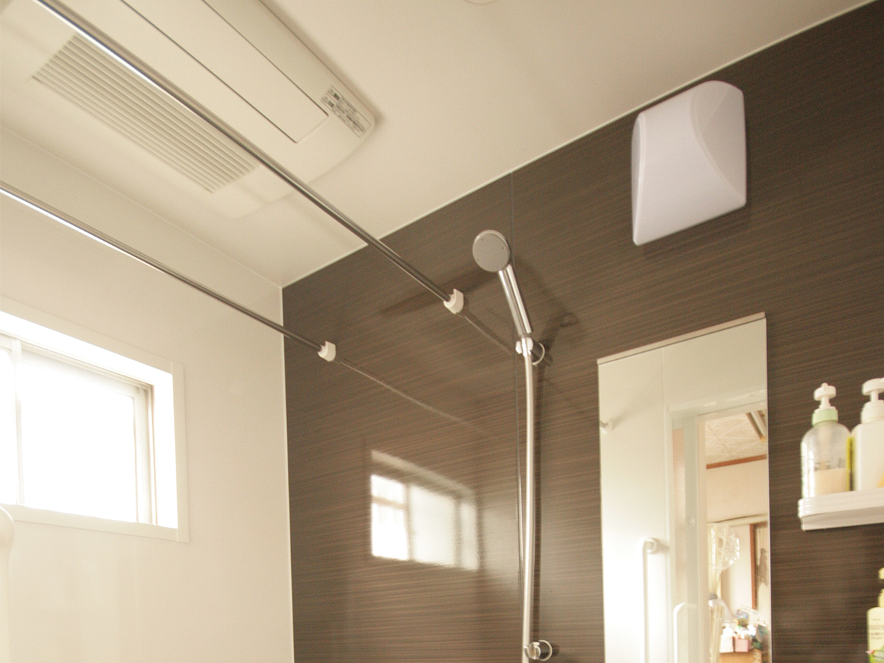 高級感のあるホテルのような浴室に