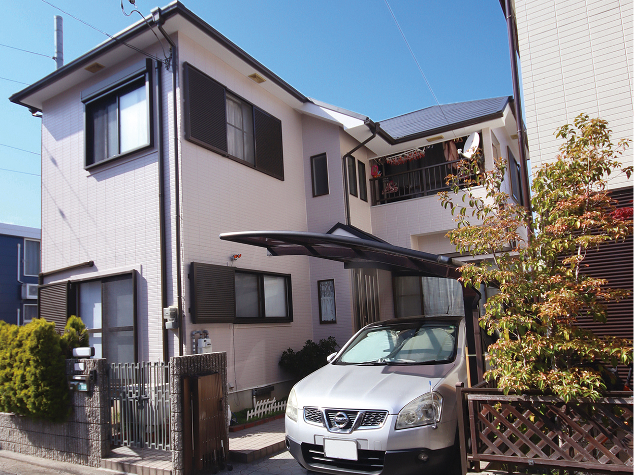 外壁・屋根リフォームで新築のような外観に