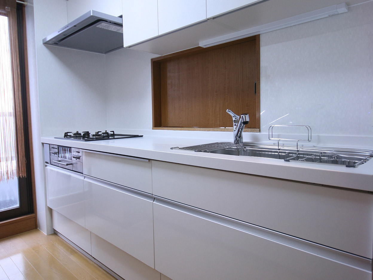 スペースは同じでも収納性が向上したキッチン