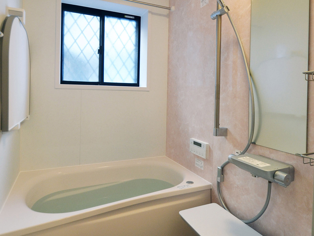 冬でもあたたかく、カラッとしたバスルーム